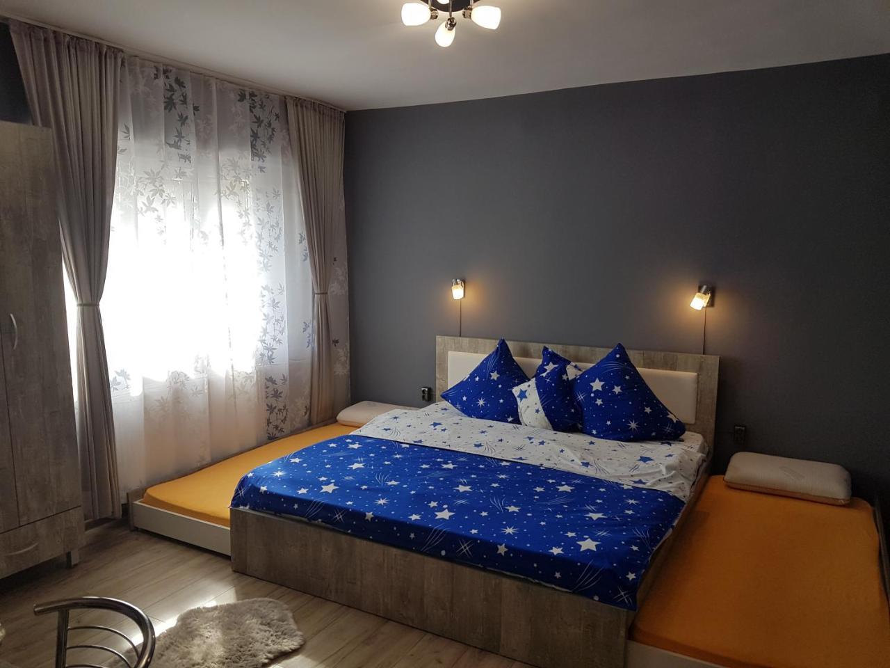 Garsoniera Paco Baile Felix Apartment Bagian luar foto